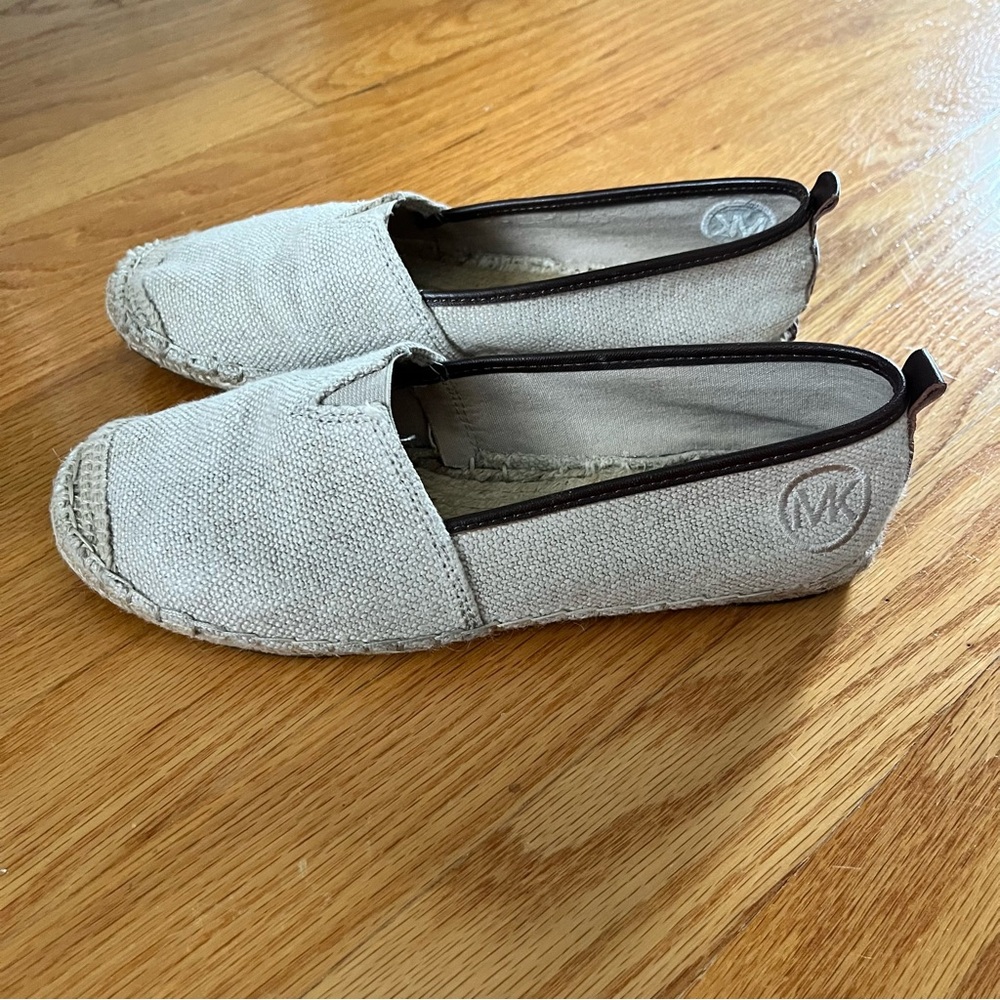 Michael Kors Meg Slip On, Natural, 7